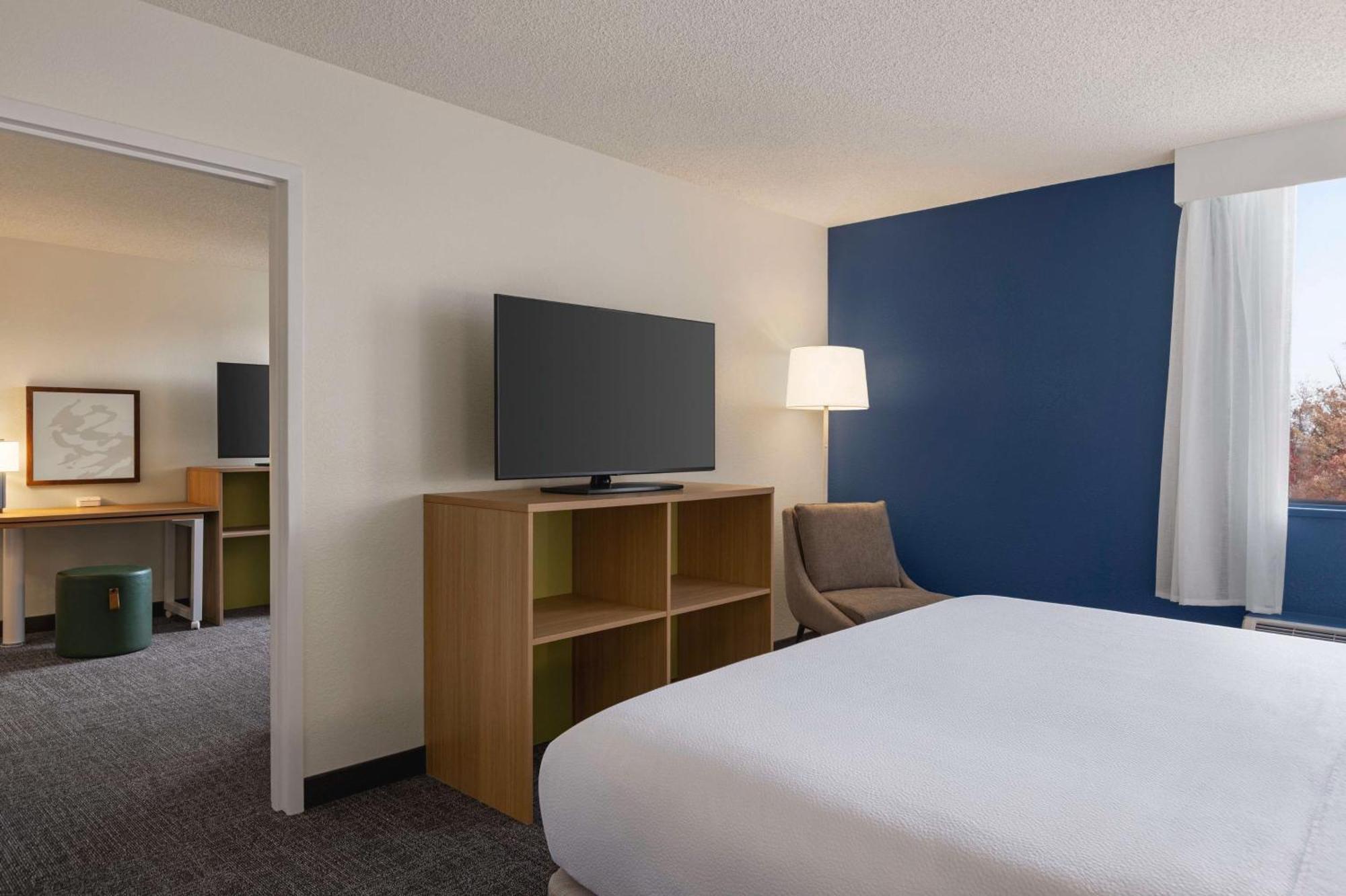Spark By Hilton Germantown Washington Dc North Exterior photo
